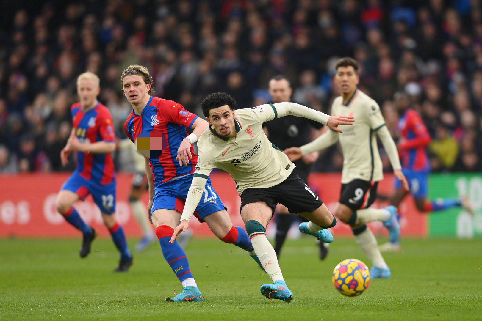 俱乐部之间 俱乐部之间