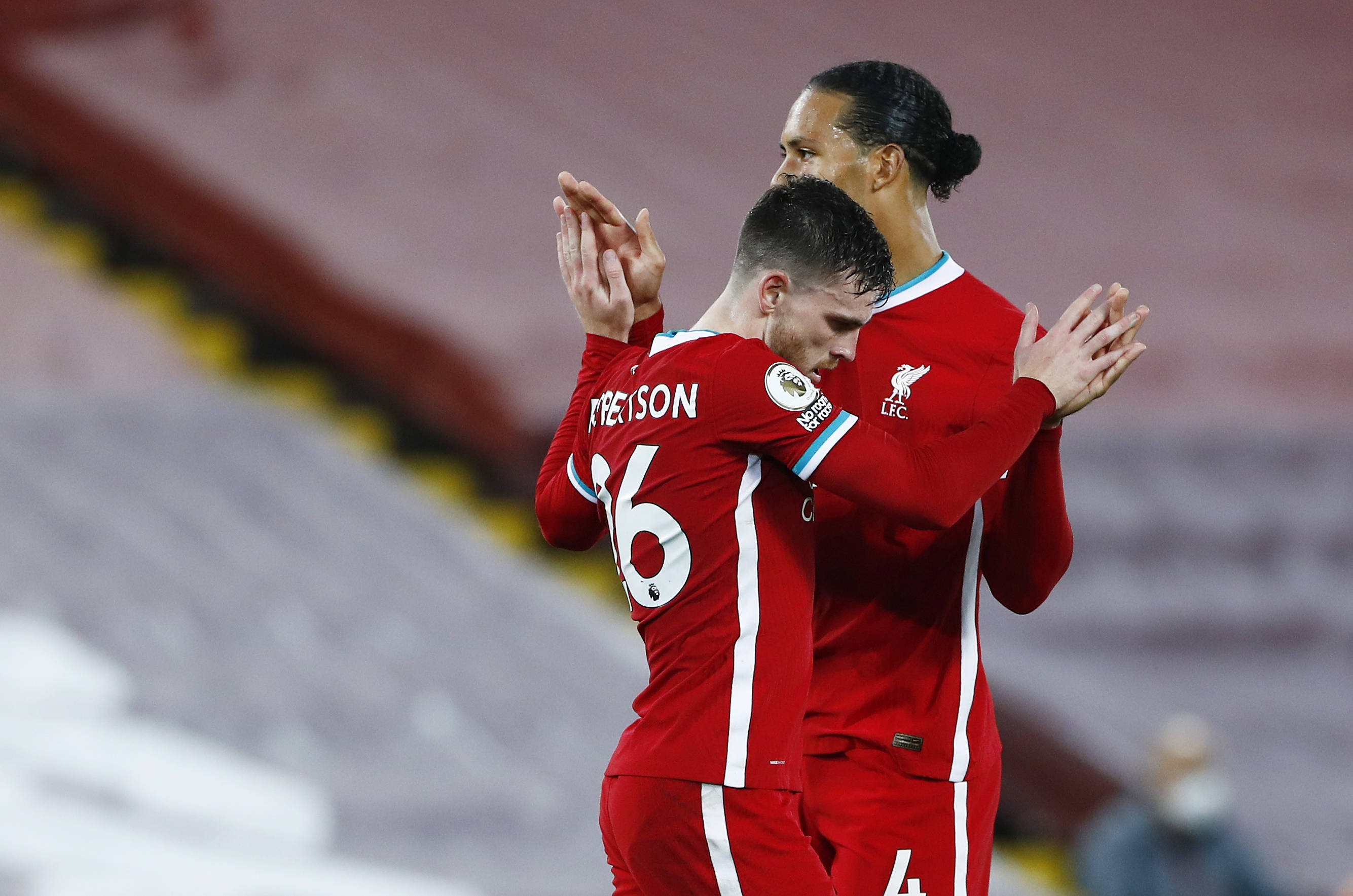 令人意外地 令人意外地